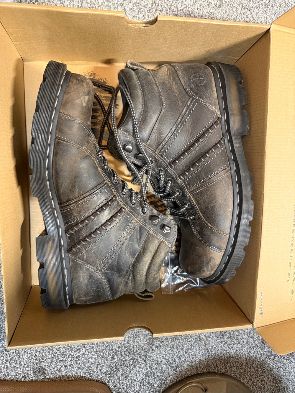 Dr. Martens Calvin Black Men’s 12